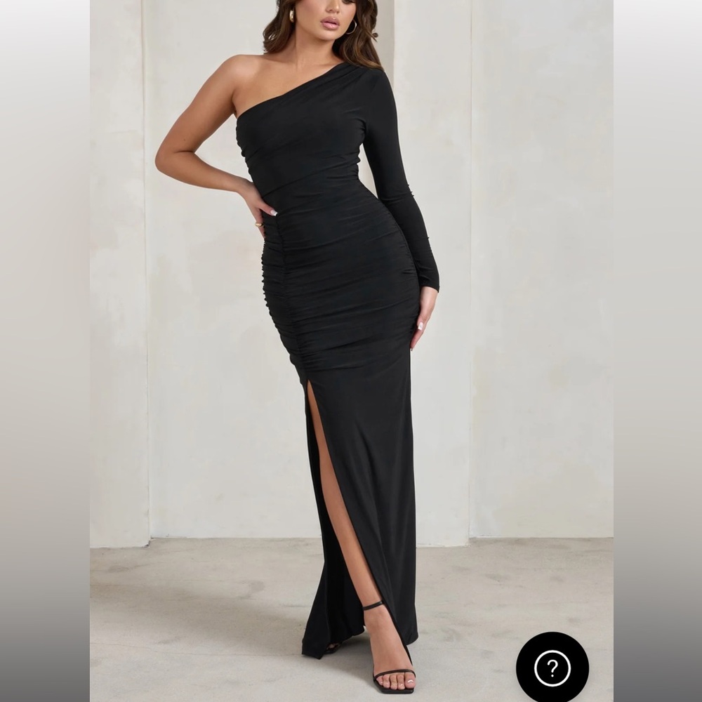 DOLL
BLACK ASYMMETRIC ONE SLEEVE RUCHED MAXI DRESS